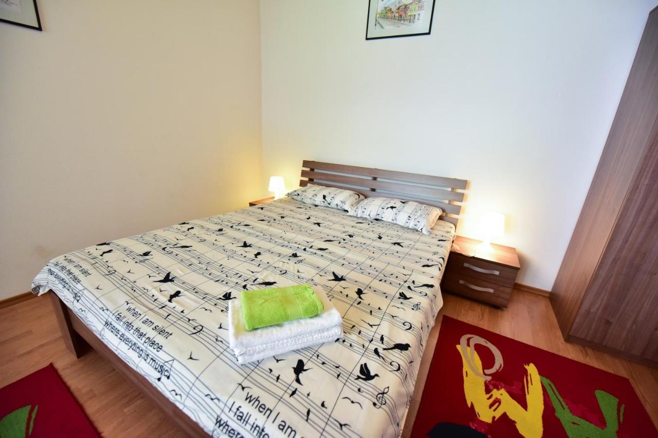 Grand Apartment *